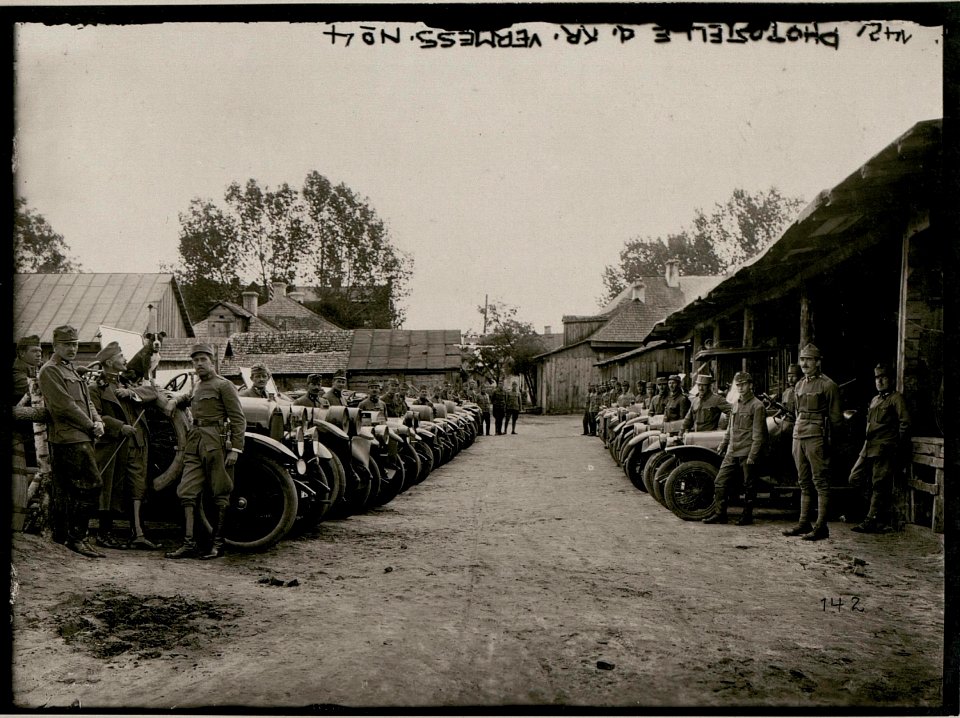 Kowel, Auto-Kolonne der.4. k.k. Quartier-Abteilung (BildID 15737917)