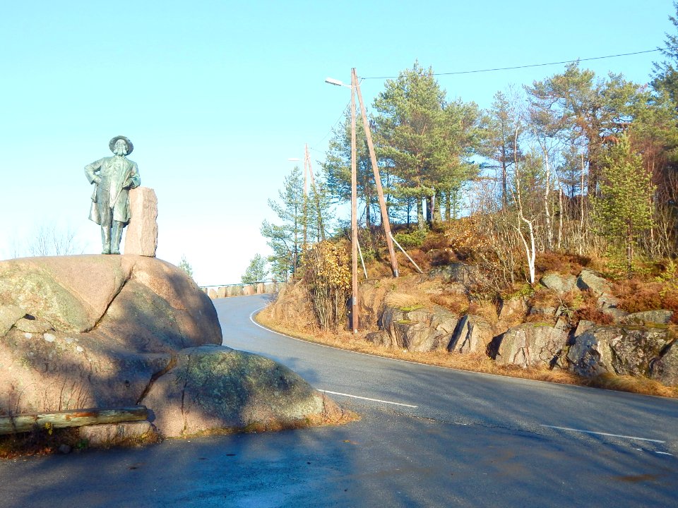 Kragstøtten IV
