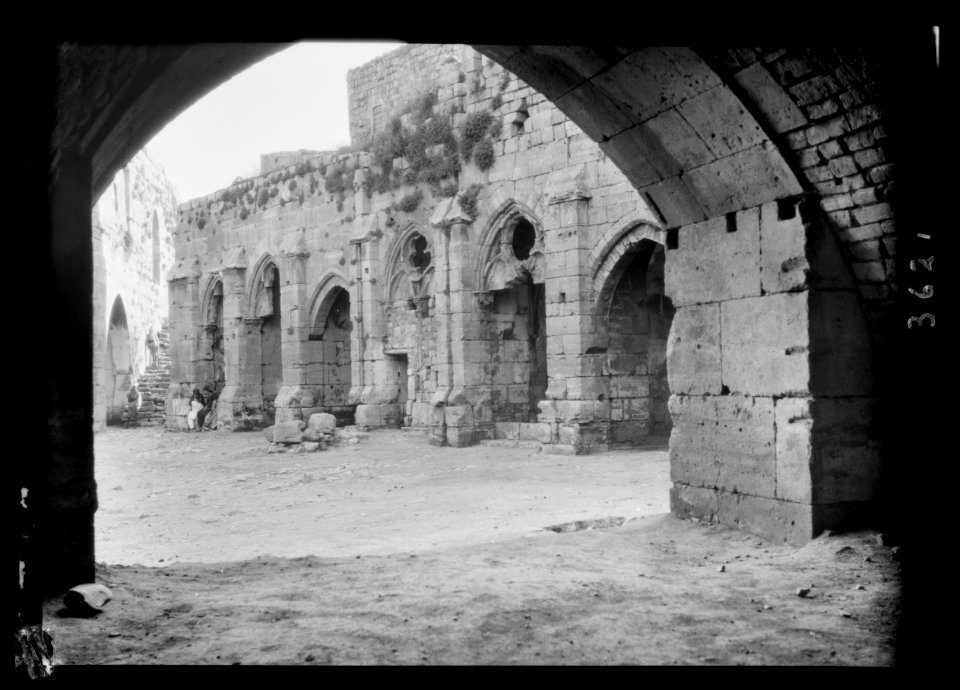 Krak de Chevaliers. (Kala't el-Husn). The banquet hall of the Knights of the Inner Keep LOC matpc.15438