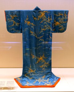 Kosode with design of rocks, waves, and plums, Edo period, 1700s AD, chirimen crepe - Tokyo National Museum - Tokyo, Japan - DSC09600