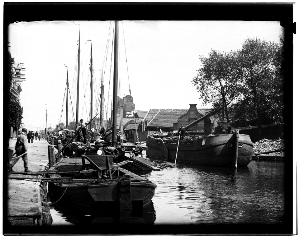 Kostverlorenvaart ten noorden van de Overtoomse Sluis Jacob Olie (max res)