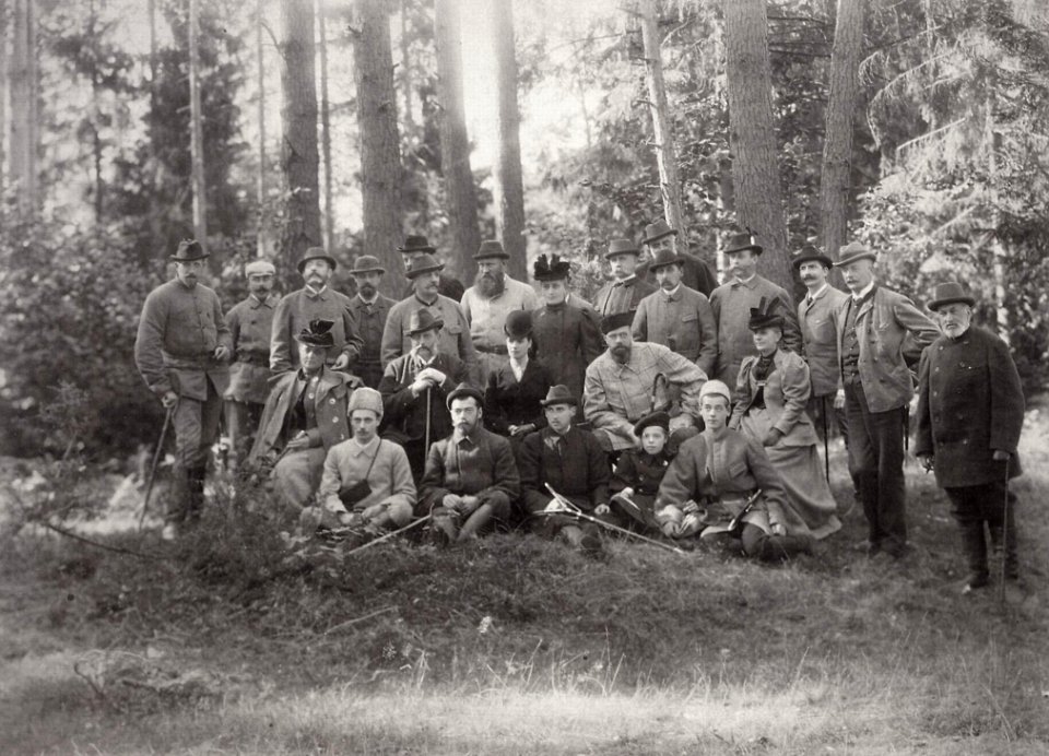 Kovalskij, I. - Die Familie Aleksandr' III. im Kreise enger Vertrauter während der Jagd in Opala. Belovžskaja Puča (Zeno Fotografie)