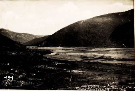 Kriegsbrücke über den Matifluss, Albanien. (BildID 15573155)