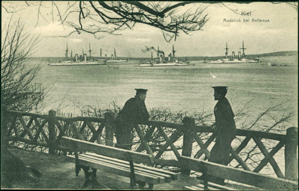 Kriegshafen (Kiel 82.793)