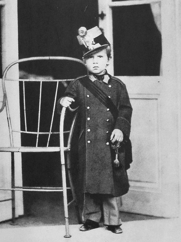 Kronprinz Rudolf an seinem vierten Geburtstag