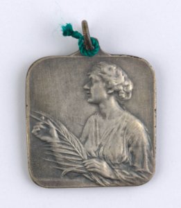 La Commune de Laeken - Hommage aux Membres Dévoués 1914-1918, medal by Pierre Theunis, Belgium, 1918, Coins and Medals Department of the Royal Library of Belgium, 2Lef 100-25 (recto)