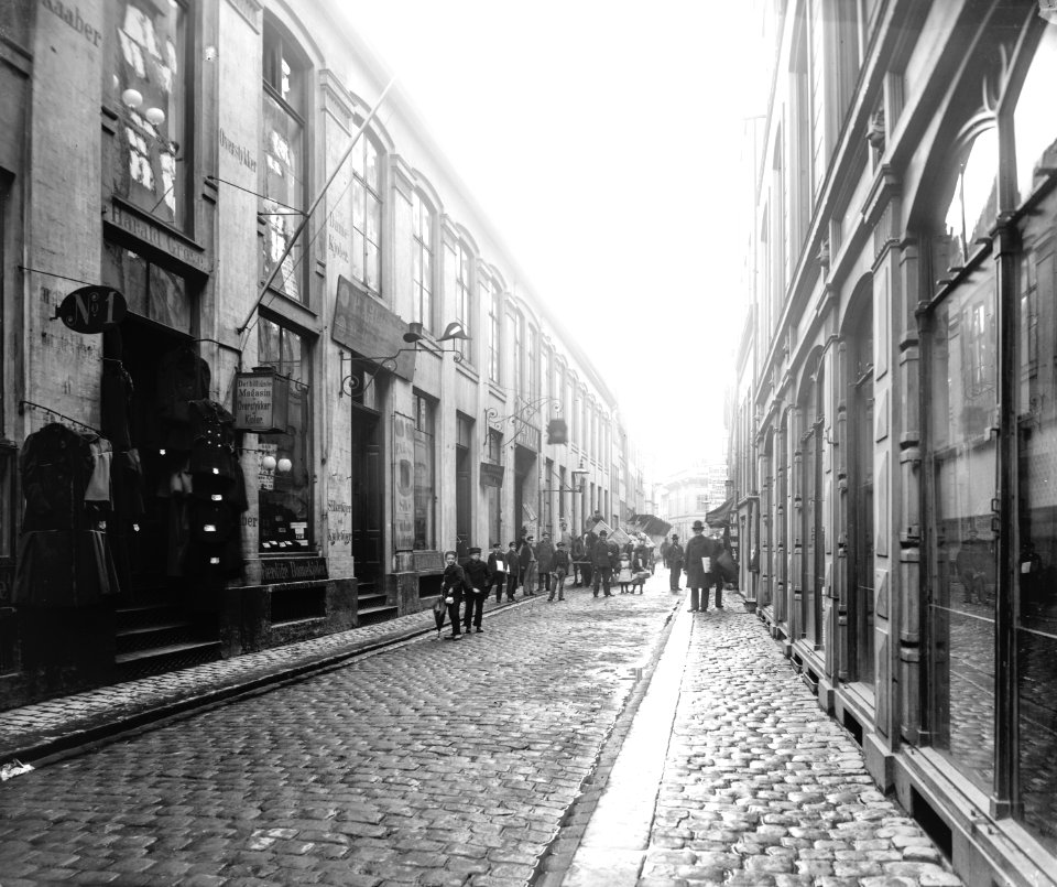 Kristen Bernikows Stræde