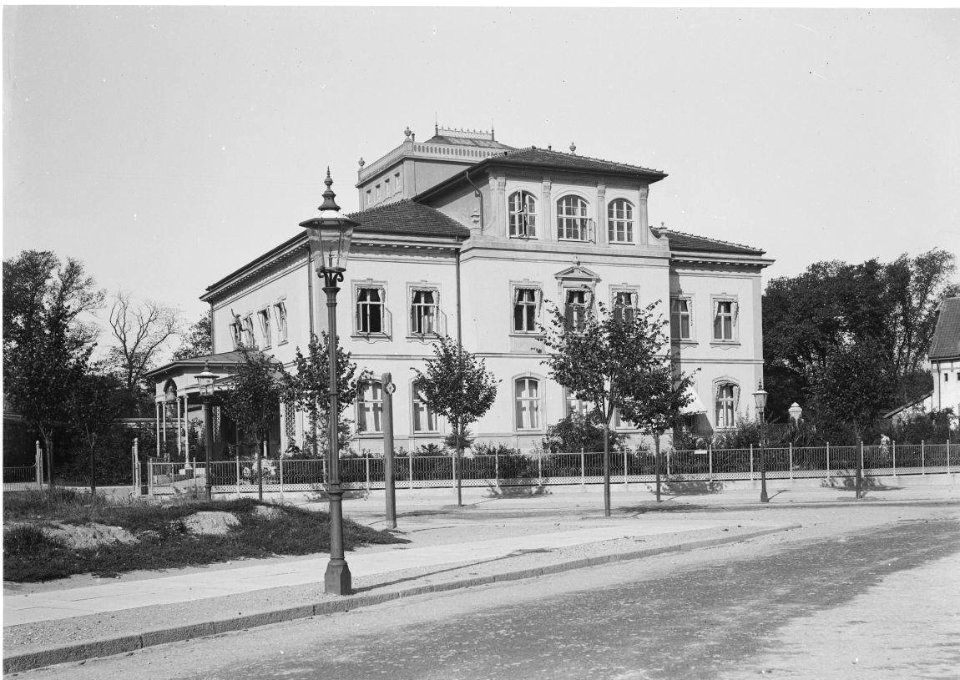 Kritianiagade 5 in the 1900s