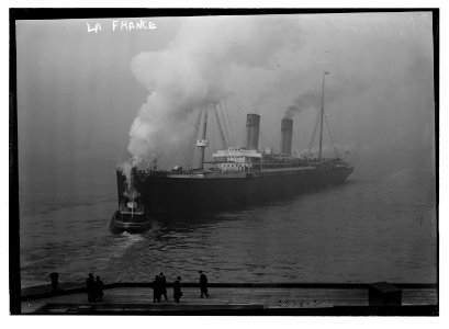 LA FRANCE w- tug boat in harbor LCCN2014691583