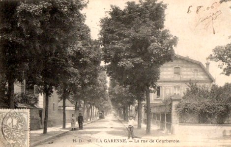 La Garenne.Rue de Courbevoie