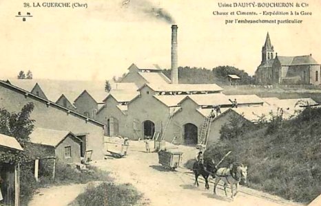 La Guerche (Cher) - Usine Daumy-Boucheron et Cie, Chaux et Ciments - Expedition a la Gare par l'embranchement particulier