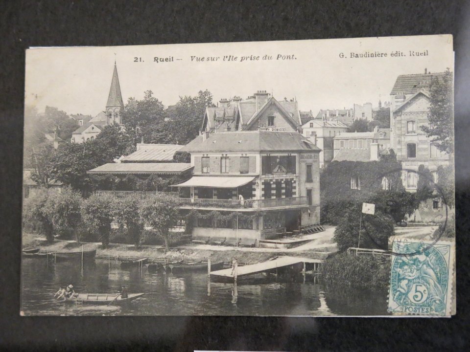 La maison Fournaise vue sur l'île depuis le pont