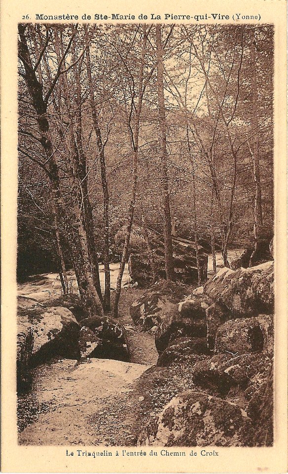 La Pierre-qui-Vire-FR-89-Le Monastère-24