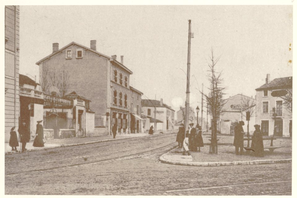 La Place Henri à Montchat, au début du XXe siècle