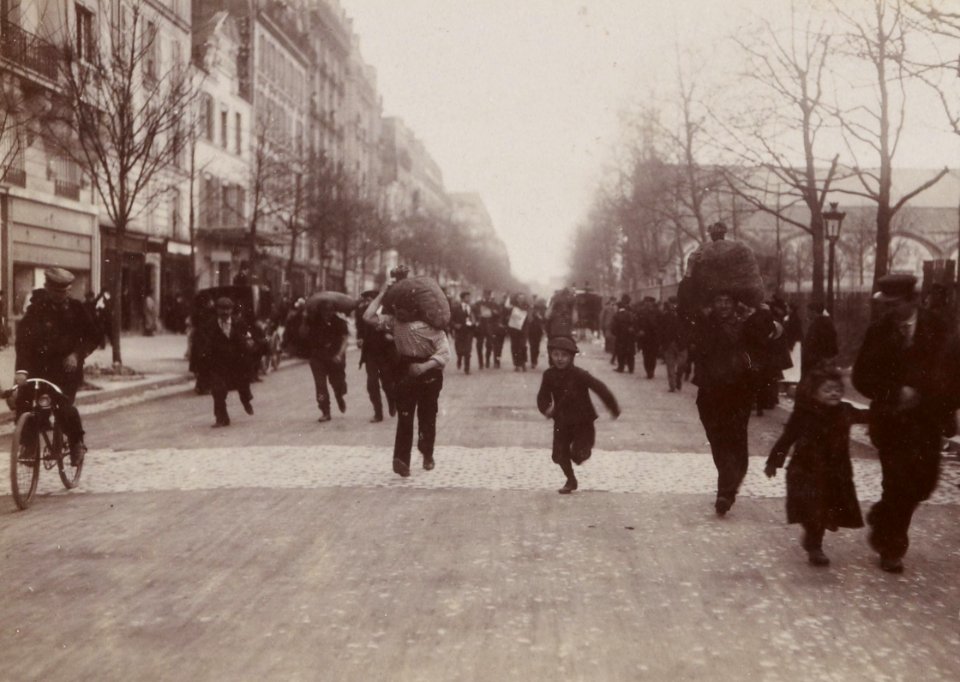 La course des charbonniers de Paris (une marche, février 1904)