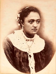 La reine de Bora-Bora, 1887-1888 (cropped)