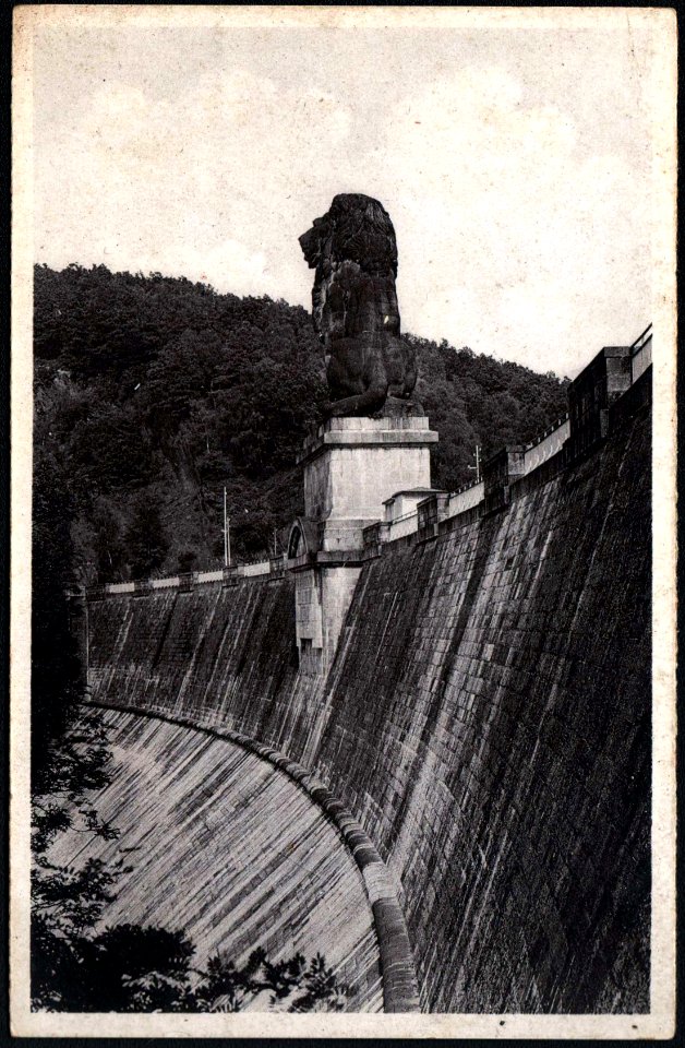 La Gileppe - The wall of the dam