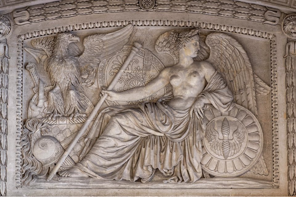 La victoire sur terre Pierre Petitot Louvre salle 324