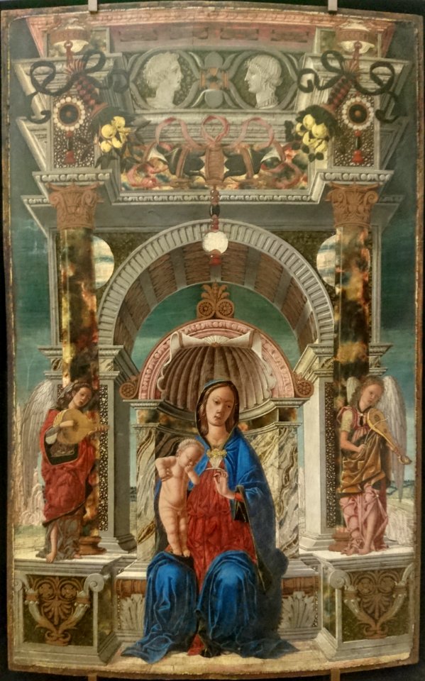 La Vierge à l'Enfant – Anonyme – Musée du Louvre, M.I. 539 – Q18572920