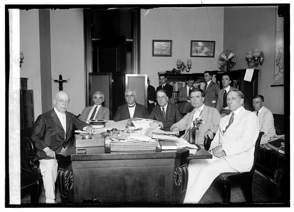 Labor conference Boralis ofc. LCCN2016846569