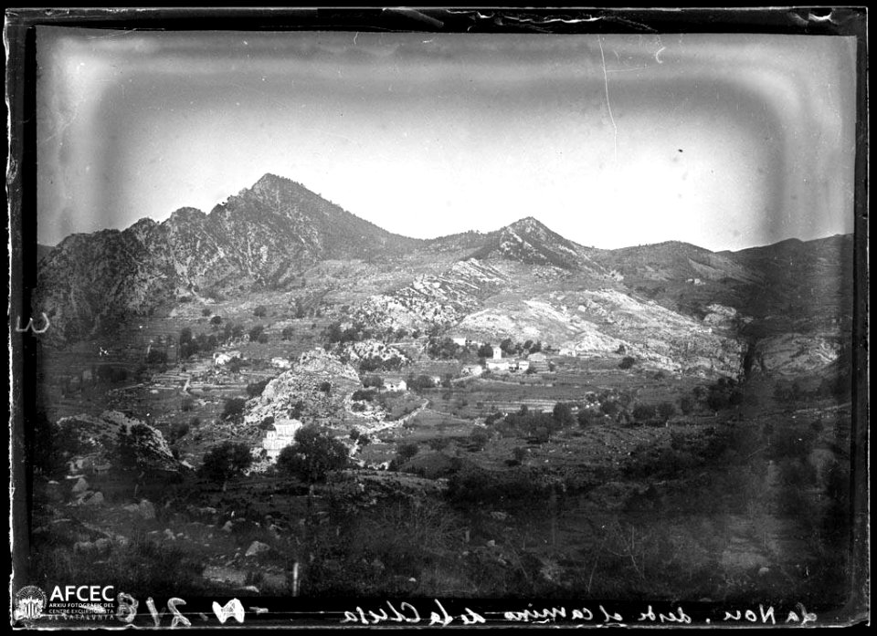 La Nou de Berguedà, vista des del camí de la Clusa