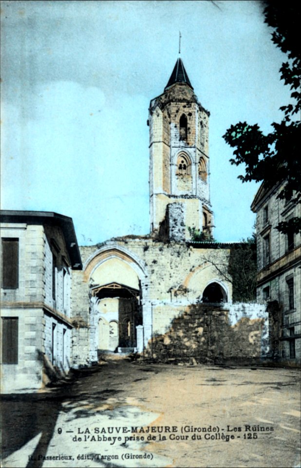 La Sauve - Abbaye clocher 1e