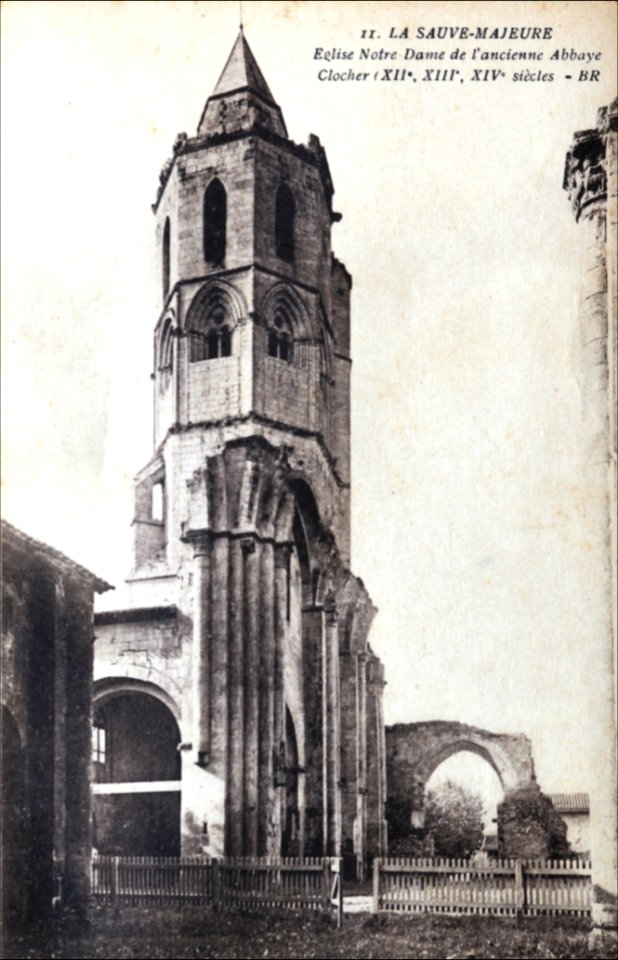 La Sauve - Abbaye clocher 2b