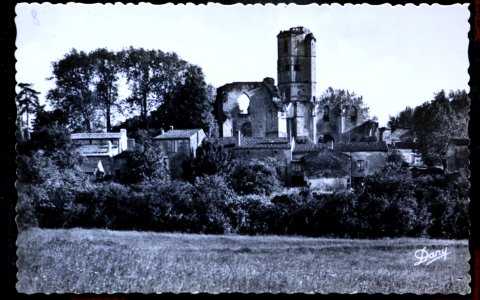 La Sauve - Abbaye vue générale 5