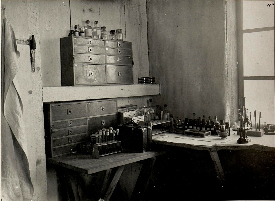 Laboratorium. Aufgenommen am 5.v.1916. OLESZOW. (BildID 15537339)