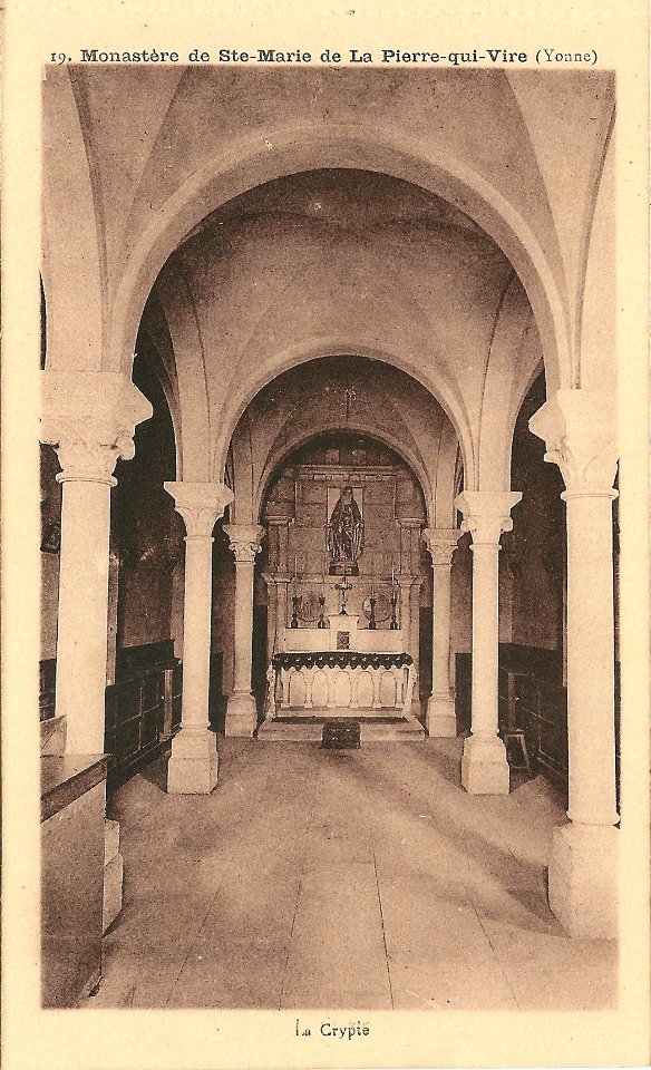 La Pierre-qui-Vire-FR-89-Le Monastère-09