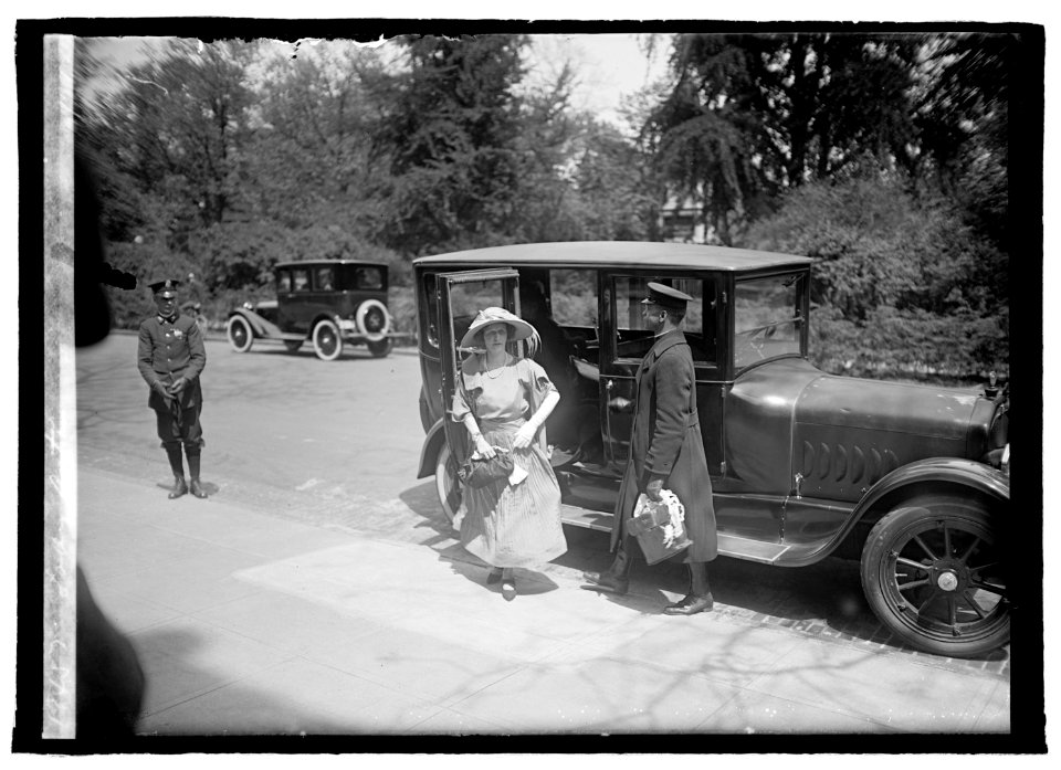 Lady Astor, (4-28-22) LCCN2016846268