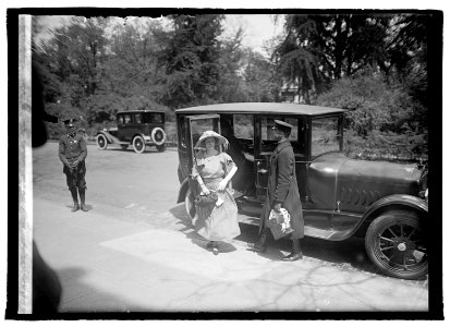 Lady Astor, (4-28-22) LCCN2016846268
