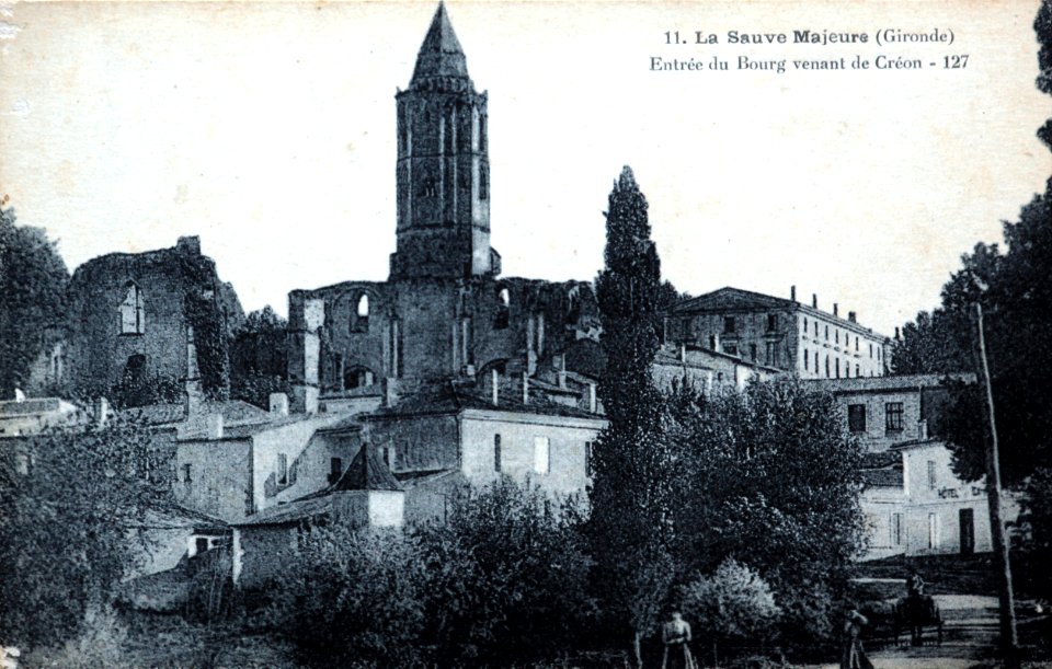 La Sauve - Abbaye vue générale 4a