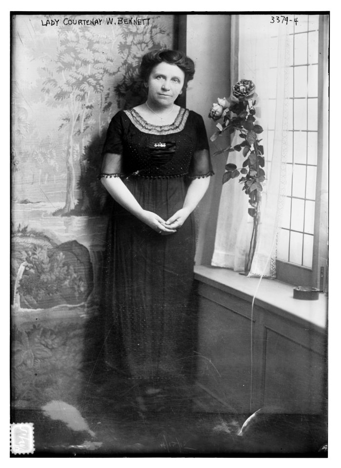 Lady Courtenay W. Bennett LCCN2014698416