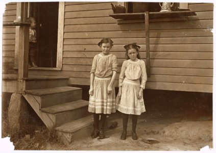 Lacy (12 yrs. old) and Savannah (11 yrs old) Have worked two years. Father said 'The little one is a cracker jack on spinnin', at least so the boss says. She ain't satisfied unless in the LOC cph.3b05700