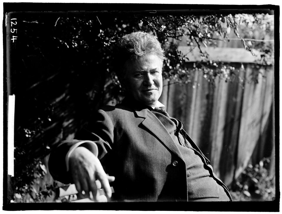 LAFOLLETTE, ROBERT M. REP. FROM WISCONSIN 1885-1891; GOVERNOR, 1901-1906; SENATOR, 1906-1925 LCCN2016863763