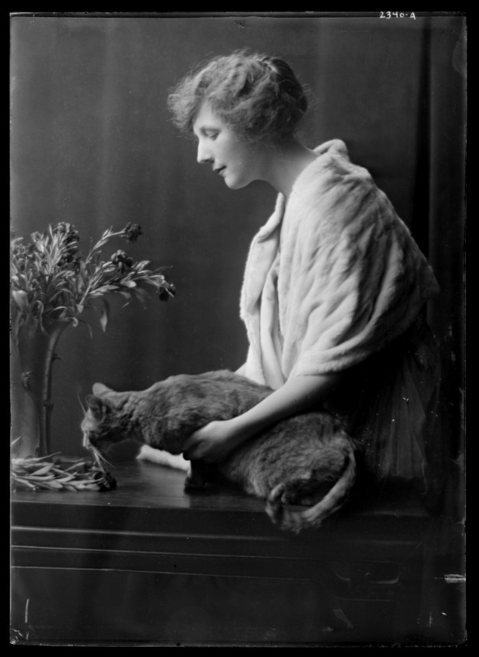 Ladenburg, Miss, with Buzzer the cat, portrait photograph LOC agc.7a16056