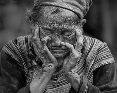 Resting wrinkled wrinkles