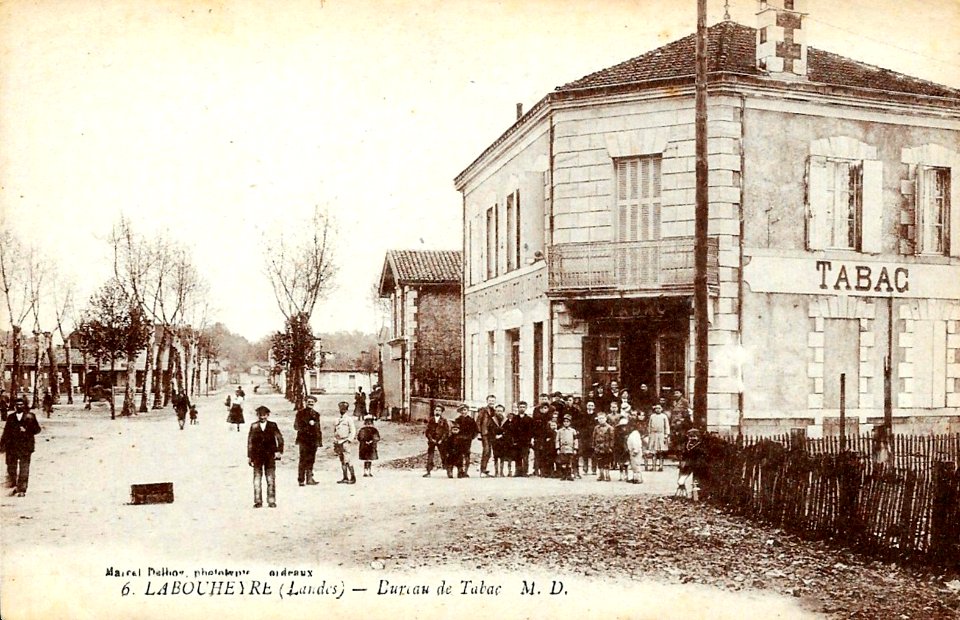Labouheyre (40) - Bureau de Tabac
