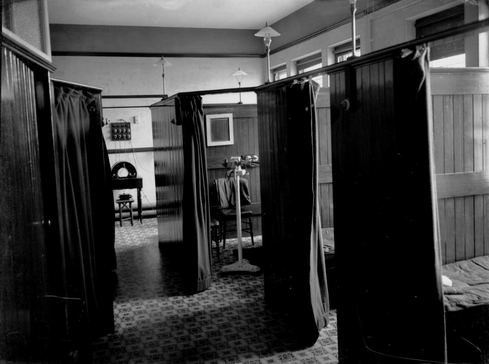 Ladies Bath Dressing Rooms, Stuart House (4641638)