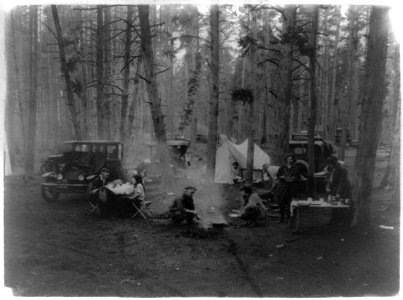 Lake Public Auto Camp Party, probably in or near Yellowstone Park LCCN93512831