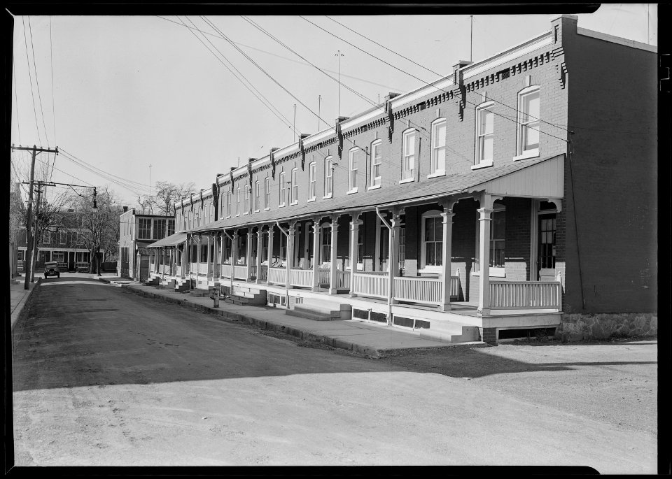 Lancaster, Pennsylvania - Housing. Moderately priced homes in Lancaster City housing silk, linoleum and closure... - NARA - 518461