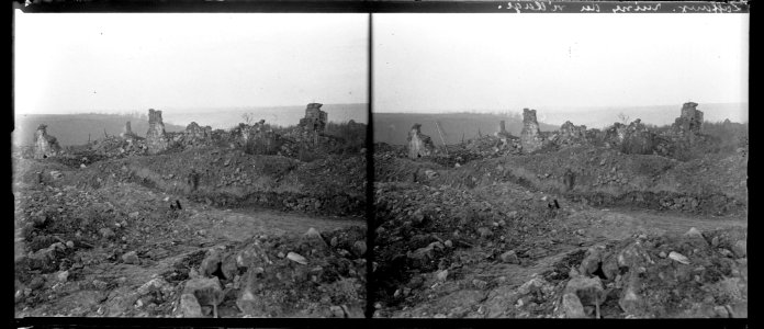 Laffaux. Ruines du village - Fonds Berthelé - 49Fi1265