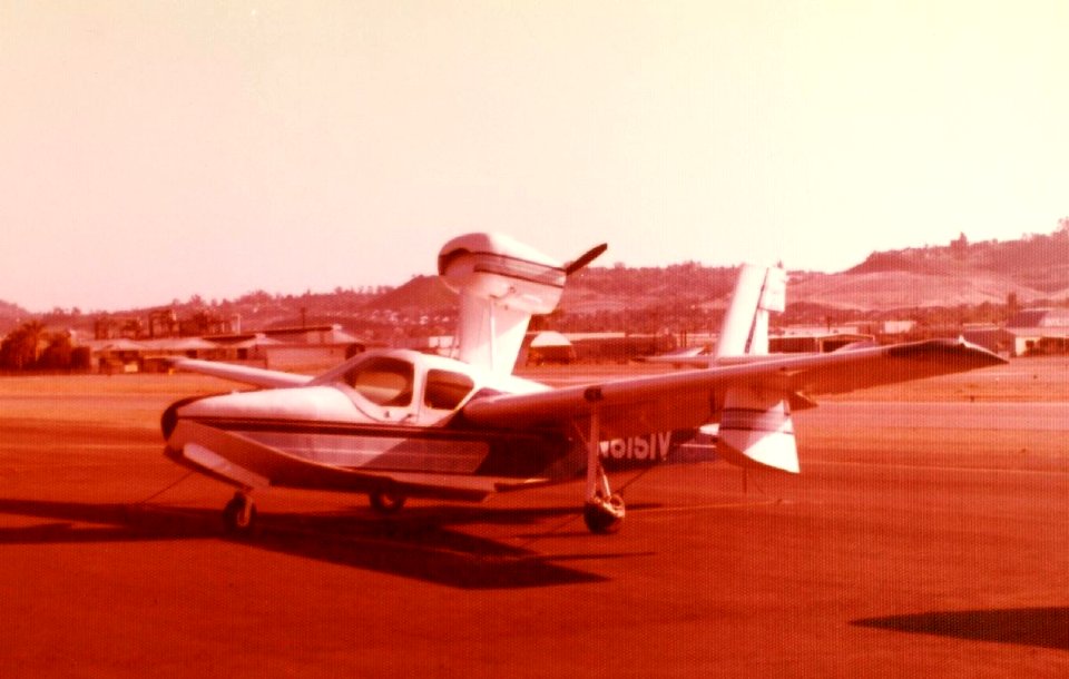Lake, LA-4-200, Buccaneer