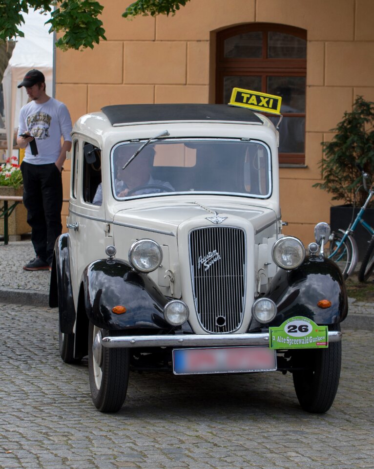 Classic vehicle auto