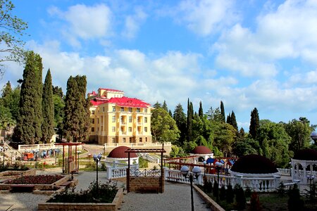 House travel building