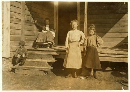 Maple Mills, Dillon, S.C. Ruth Barnhill (elder). Been at it 4 years. Run 6 sides. Emma Barnhill 4 years in mill. 4 sides. Looked 10 years old. LOC nclc.01493