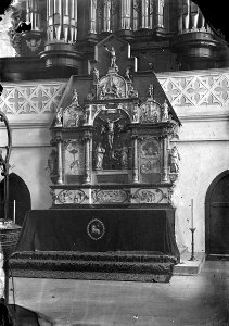 Marburg Lutherische Pfarrkirche Innen Altar mit Orgel Ludwig Bickell vor 1877