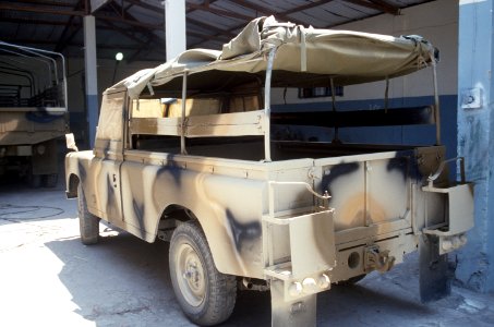 Land Rover Series III Bright Star 85 rear q photo