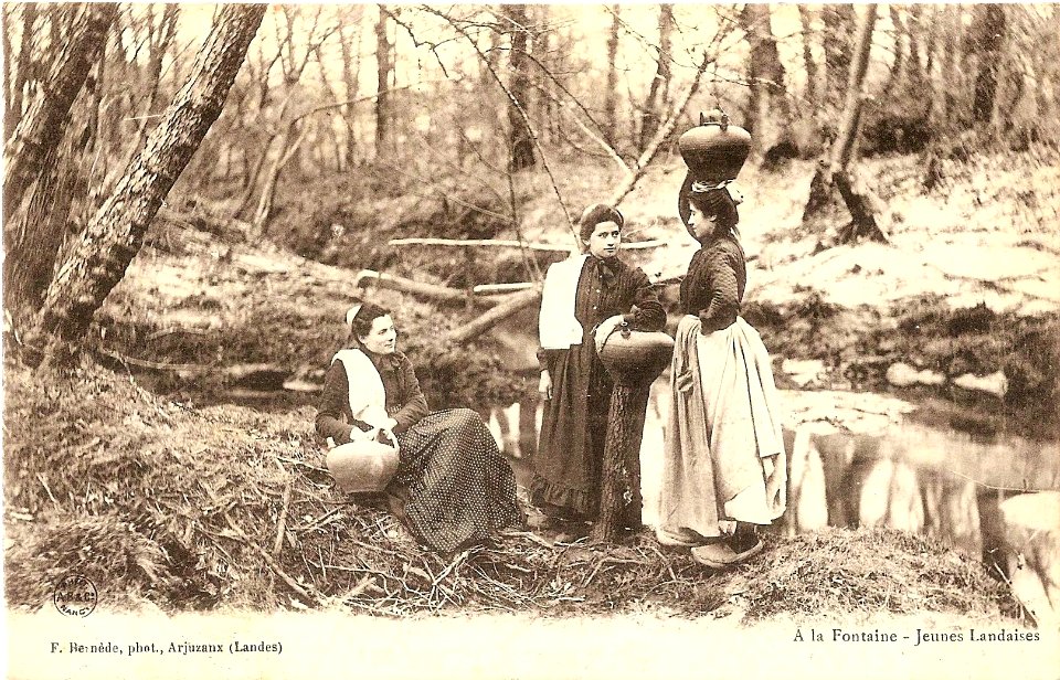 Landes - A la Fontaine b